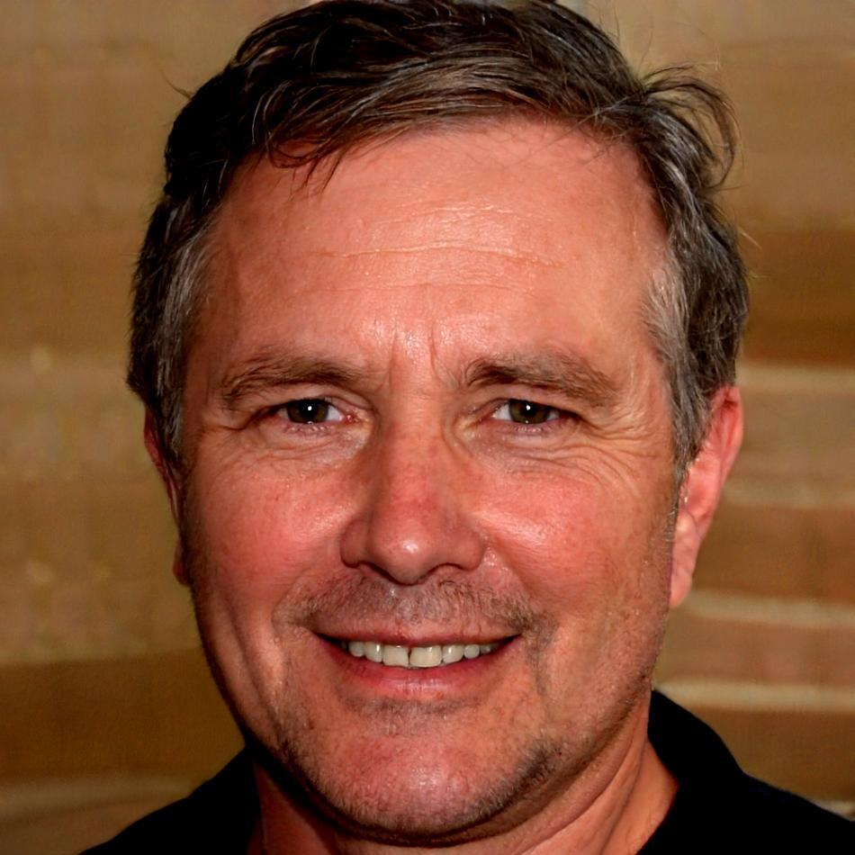Harlan Thorne, Senior Investment Strategist